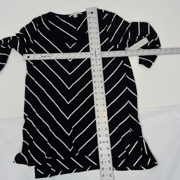 Larry Levine Women's Size Small Striped Shirt - Picture 7 of 10